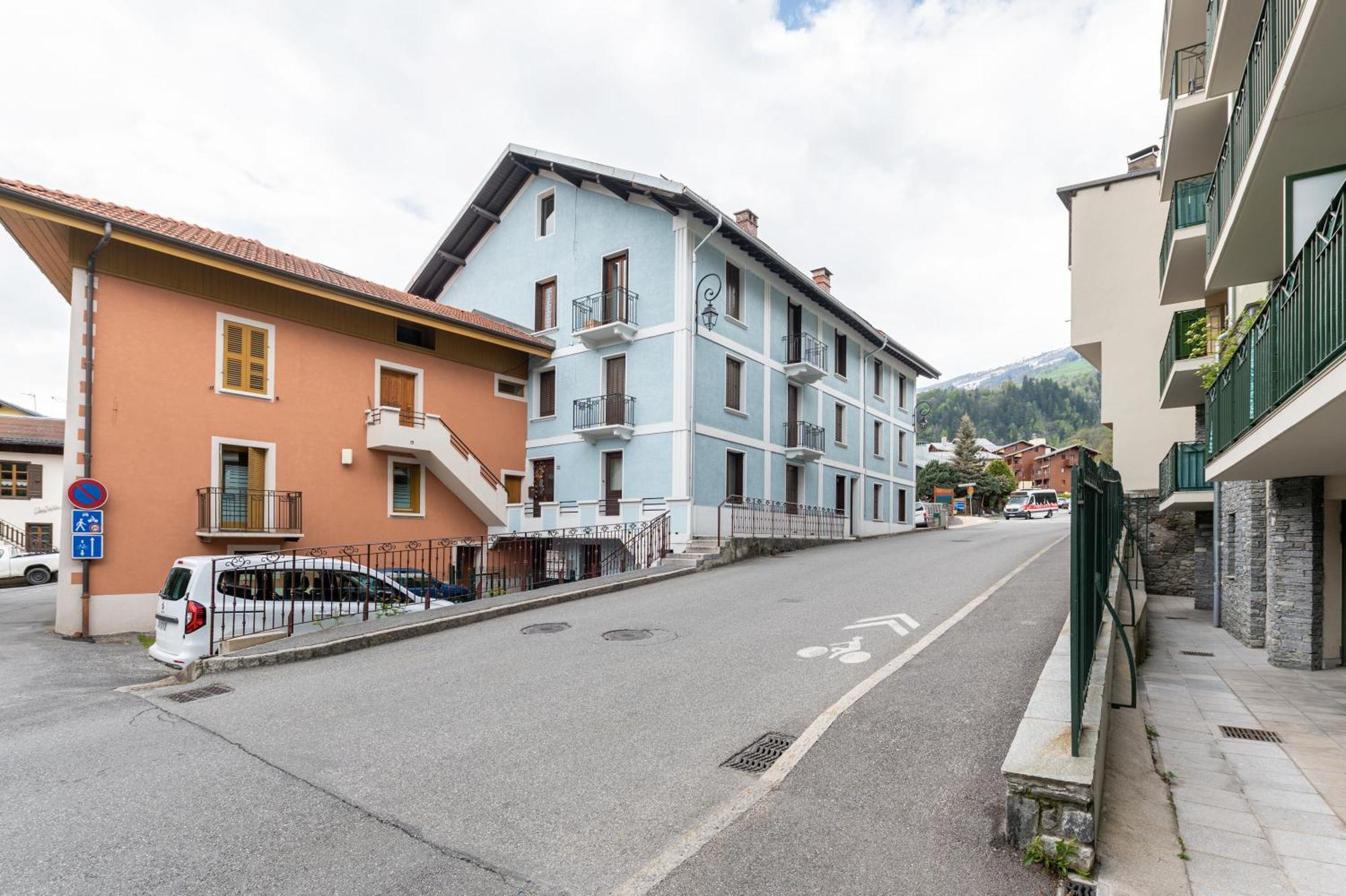 Bed End Breakfast Du Centre Bed & Breakfast Bourg-Saint-Maurice Bagian luar foto